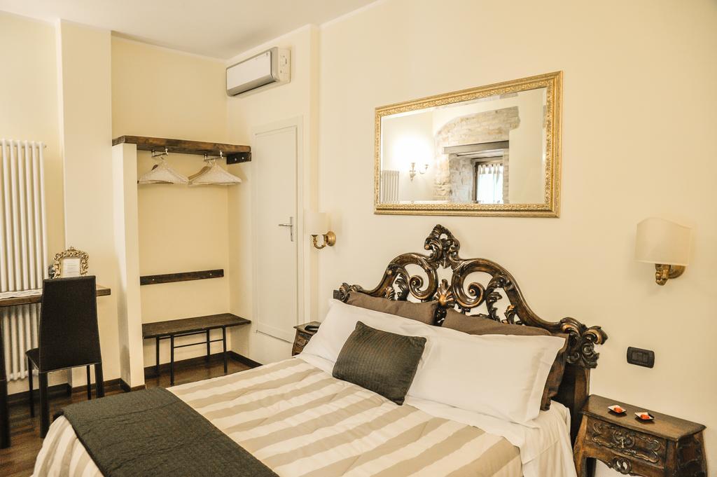 アッシジ カサ ブリジ アシッジ Bed & Breakfast エクステリア 写真